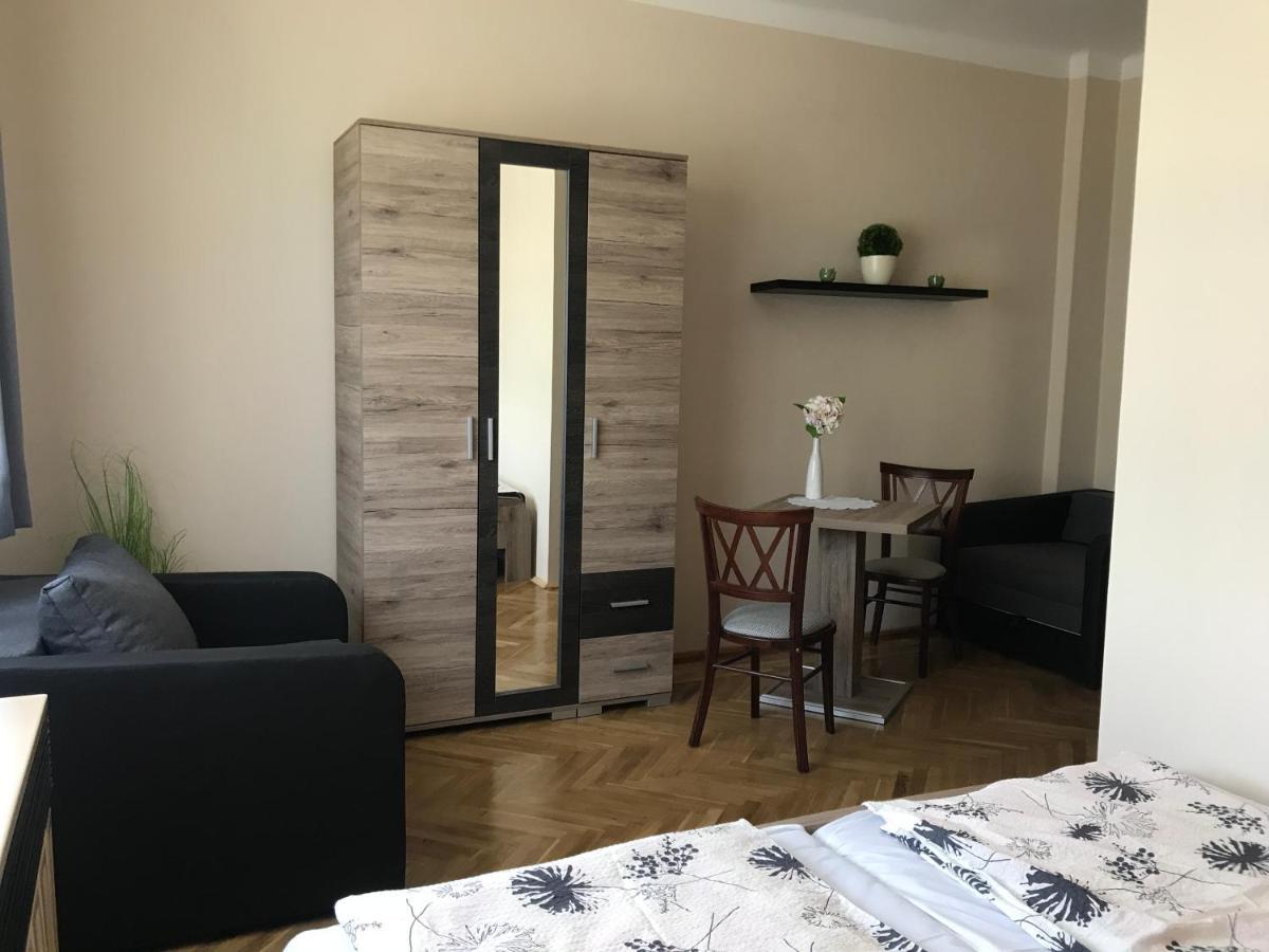 Venusz Ueduelocentrum Tiszacsege Bagian luar foto