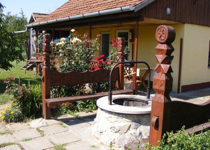 Venusz Ueduelocentrum Tiszacsege Bagian luar foto